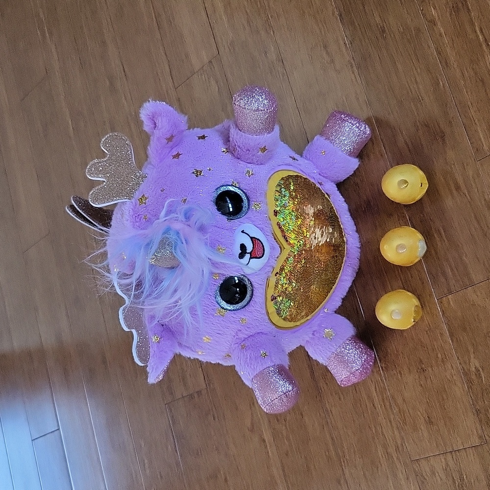 Golden egg Reindeer Rainbowcorn